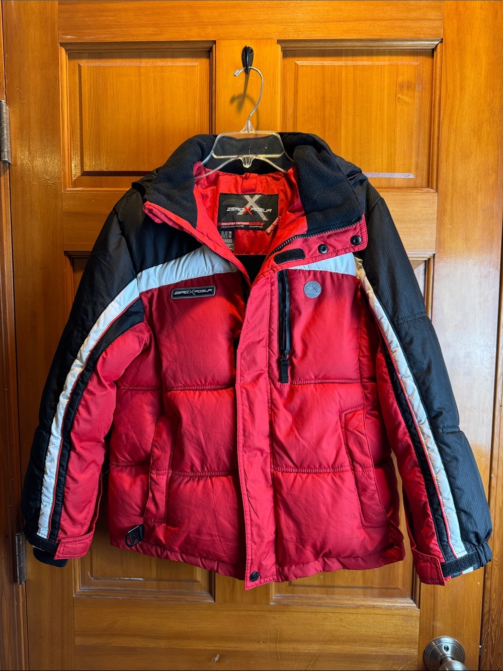 ZeroXposur Boys Puffer Ski Jacket Red -Black -White Size Medium 10-12